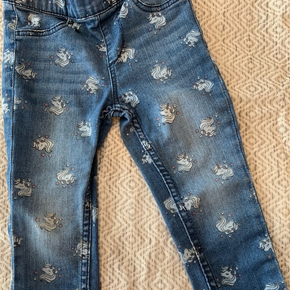 Toddler jeans with unicorns
